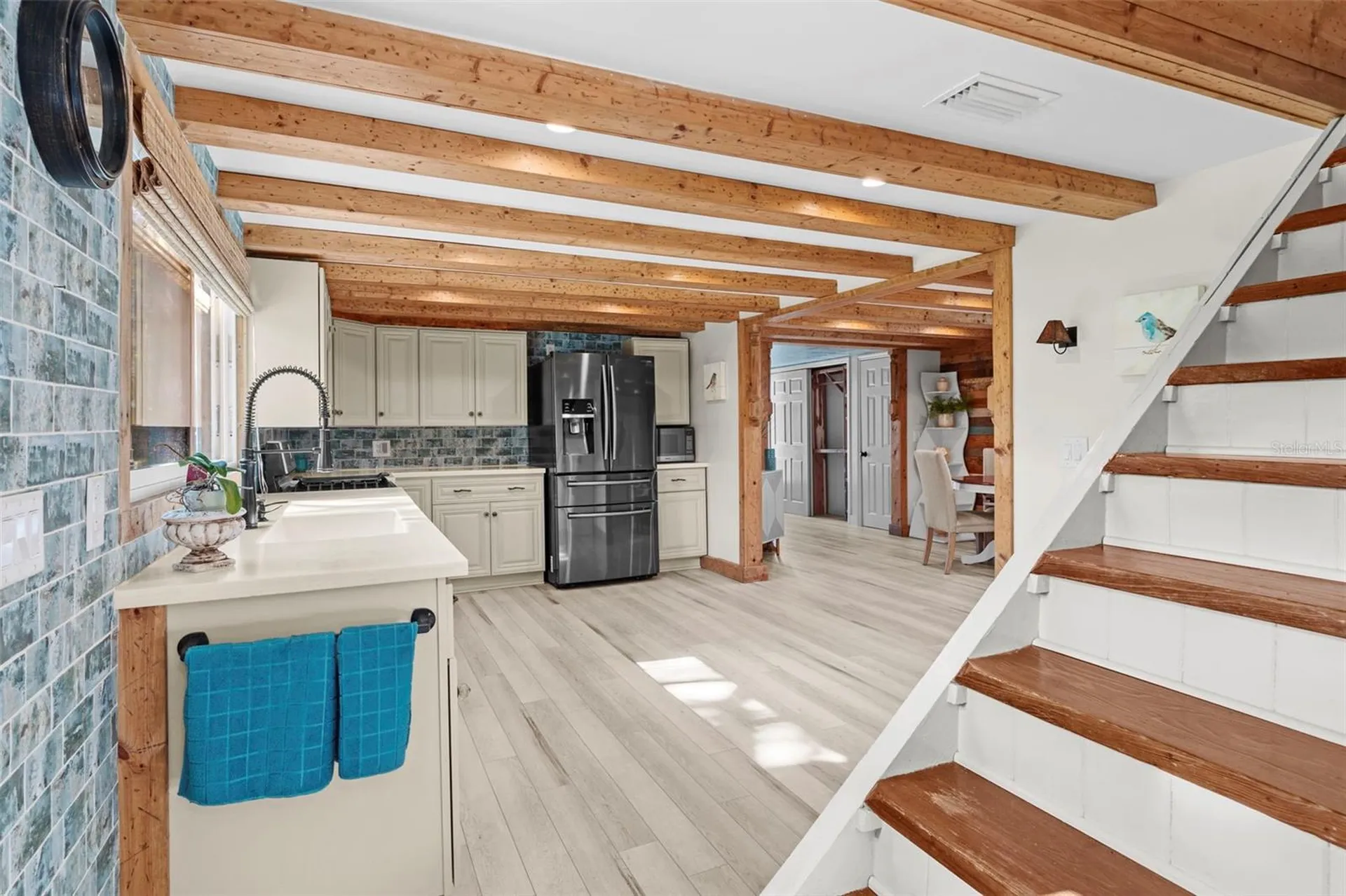 105 Tucker Avenue Sarasota FL 34232