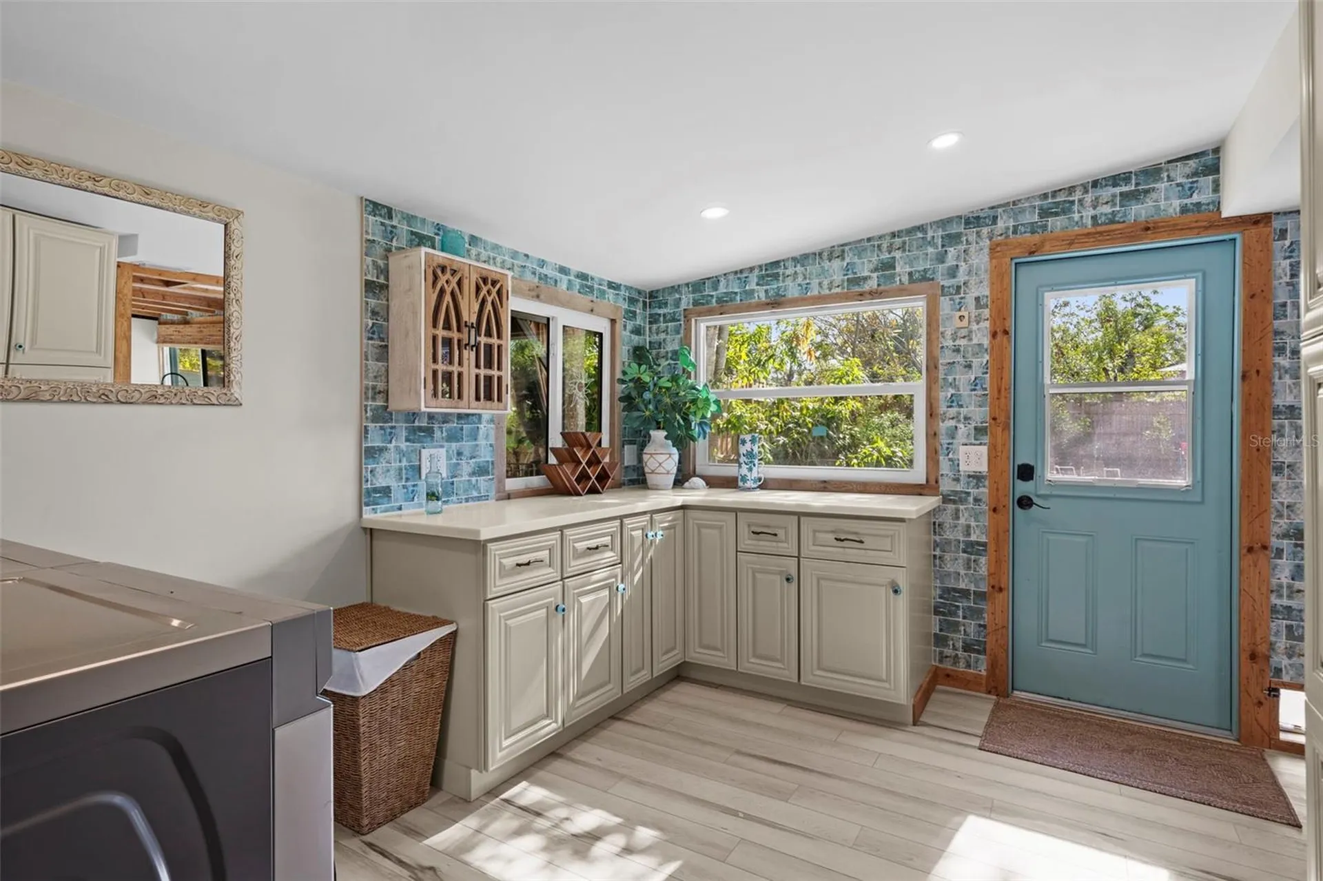 105 Tucker Avenue Sarasota FL 34232