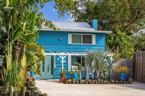 105 Tucker Avenue Sarasota FL 34232