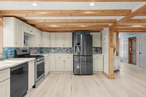105 Tucker Avenue Sarasota FL 34232