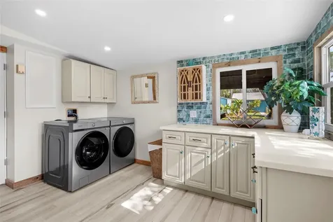 105 Tucker Avenue Sarasota FL 34232