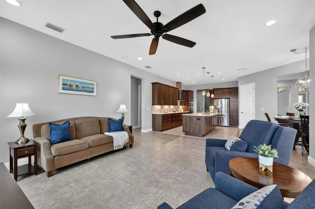 306 172nd Street E Bradenton FL 34212