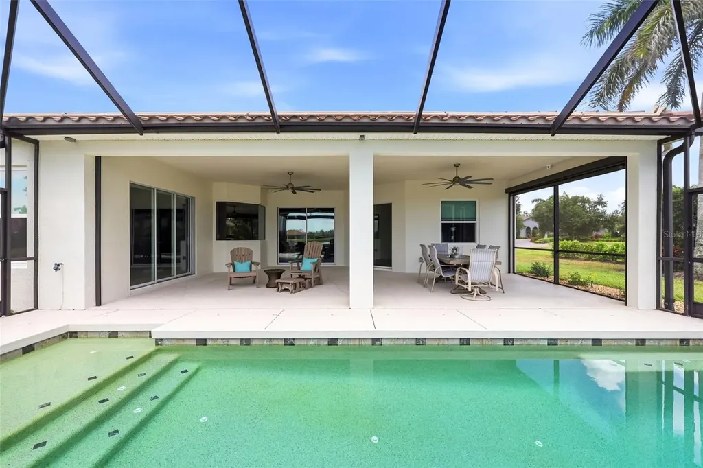 306 172nd Street E Bradenton FL 34212