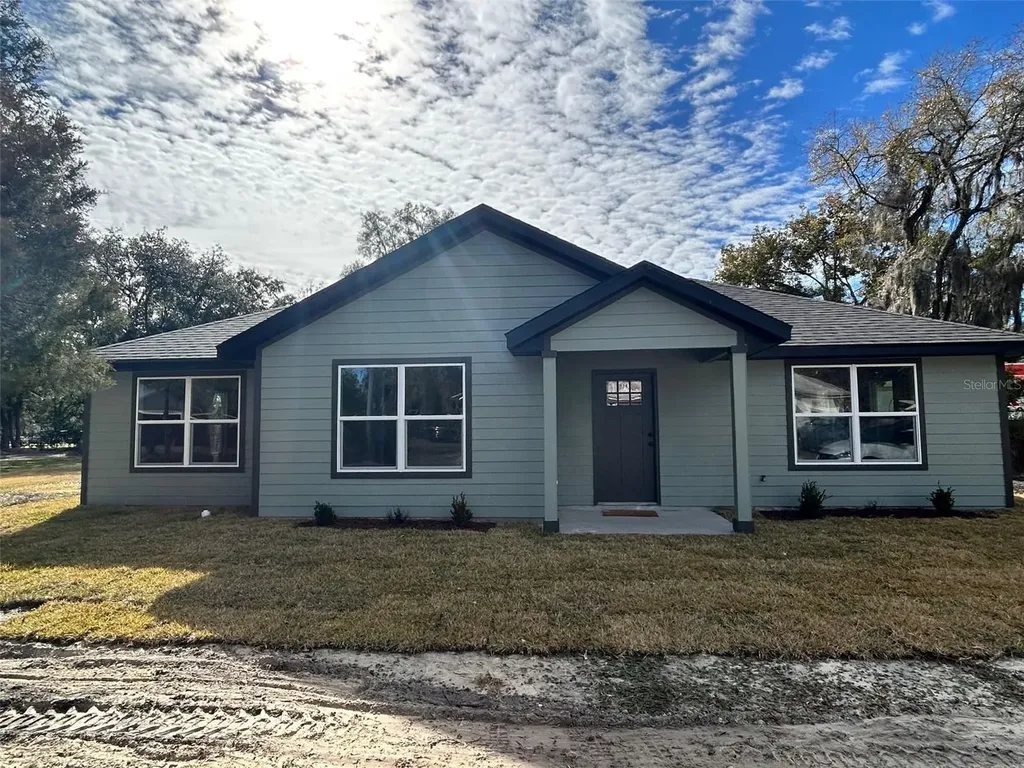 570 SW 5th Street Lake Butler FL 32054