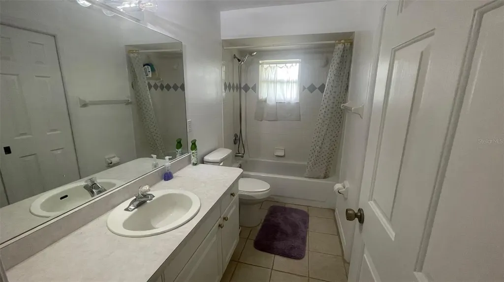 32 Almond Drive Ocala FL 34472