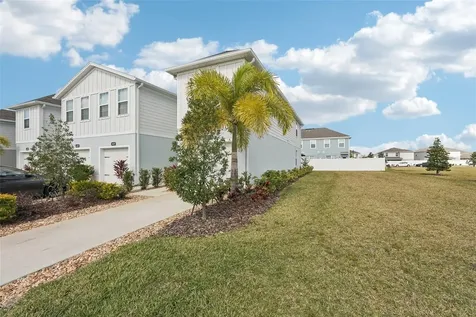 14229 Crimson Avenue Bradenton FL 34211