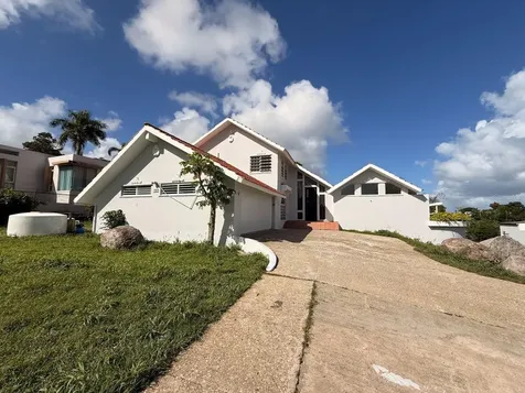 151 Alturas Tejas Las Piedras PR 00771
