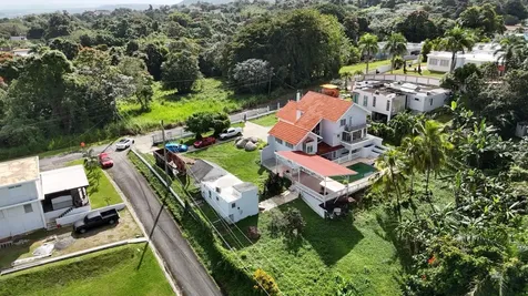 151 Alturas Tejas Las Piedras PR 00771
