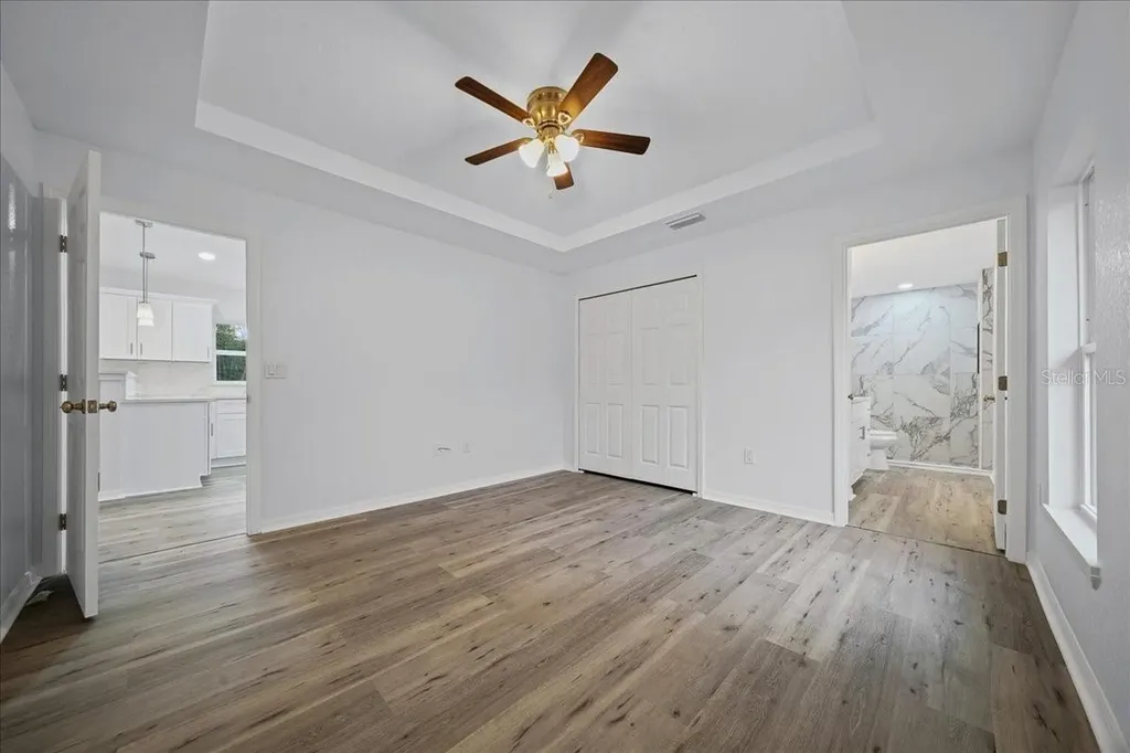 35 Sequoia Trail Ocklawaha FL 32179