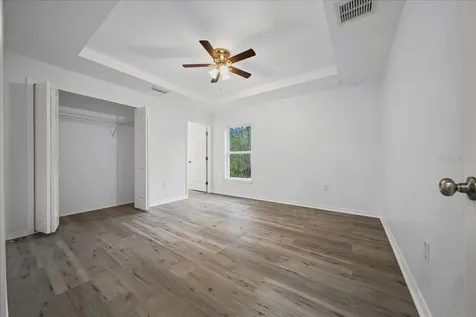 35 Sequoia Trail Ocklawaha FL 32179