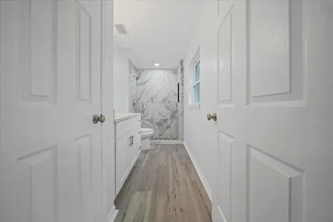 35 Sequoia Trail Ocklawaha FL 32179