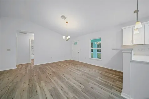 35 Sequoia Trail Ocklawaha FL 32179