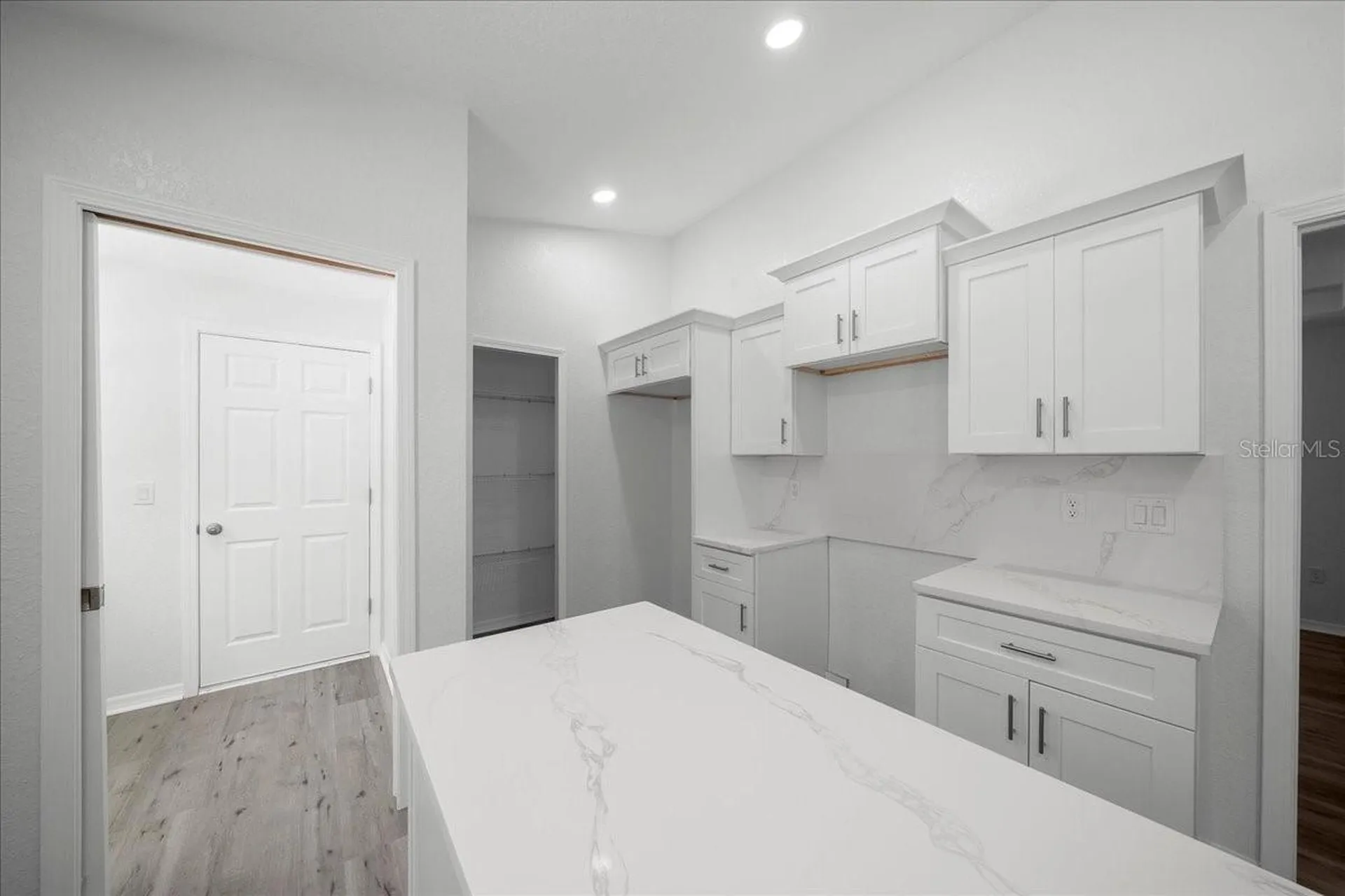 11 Sequoia Loop Place Ocklawaha FL 32179
