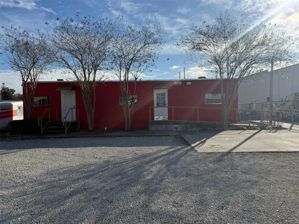 1109 N Semoran Boulevard Orlando FL 32807