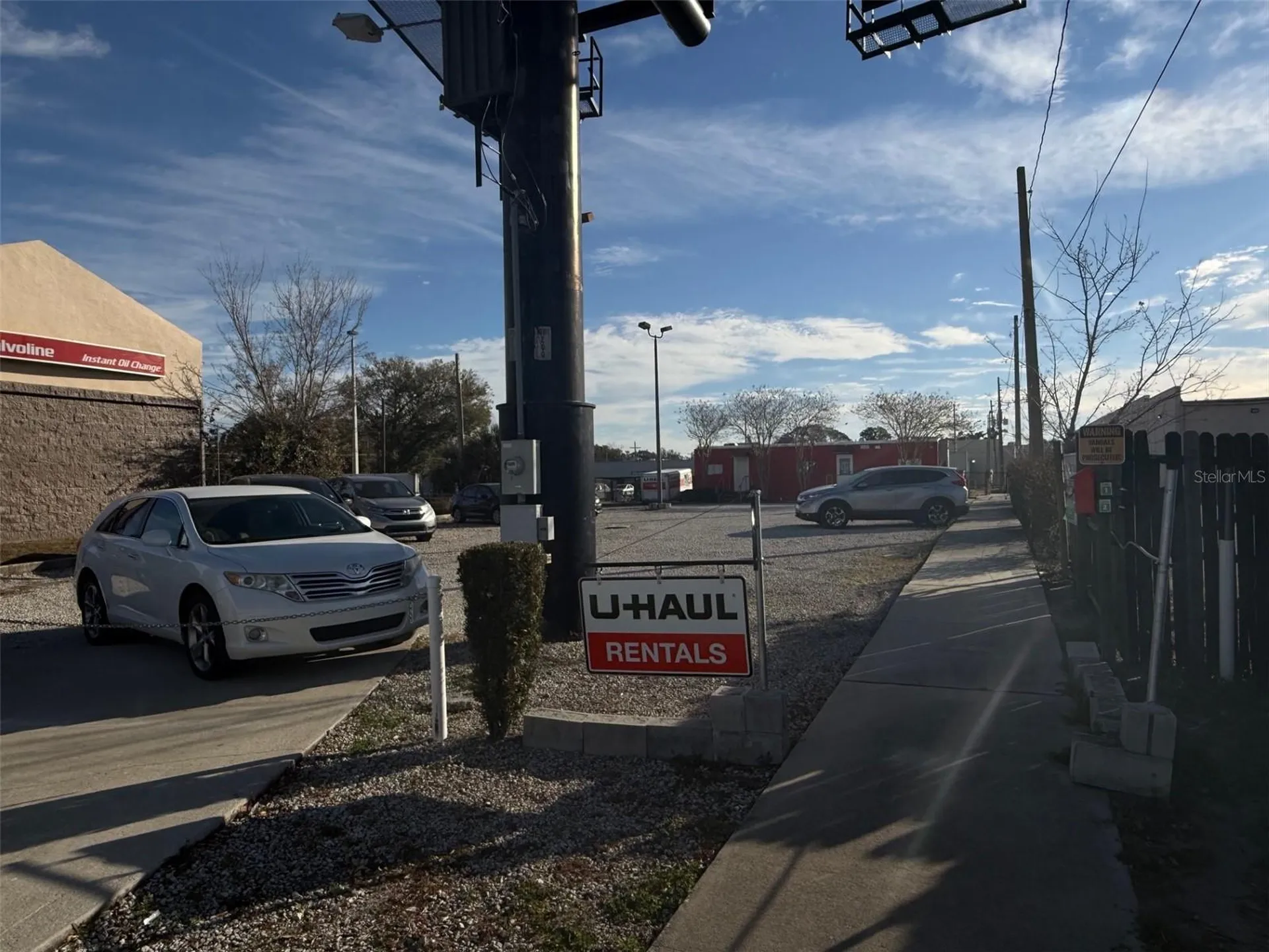 1109 N Semoran Boulevard Orlando FL 32807