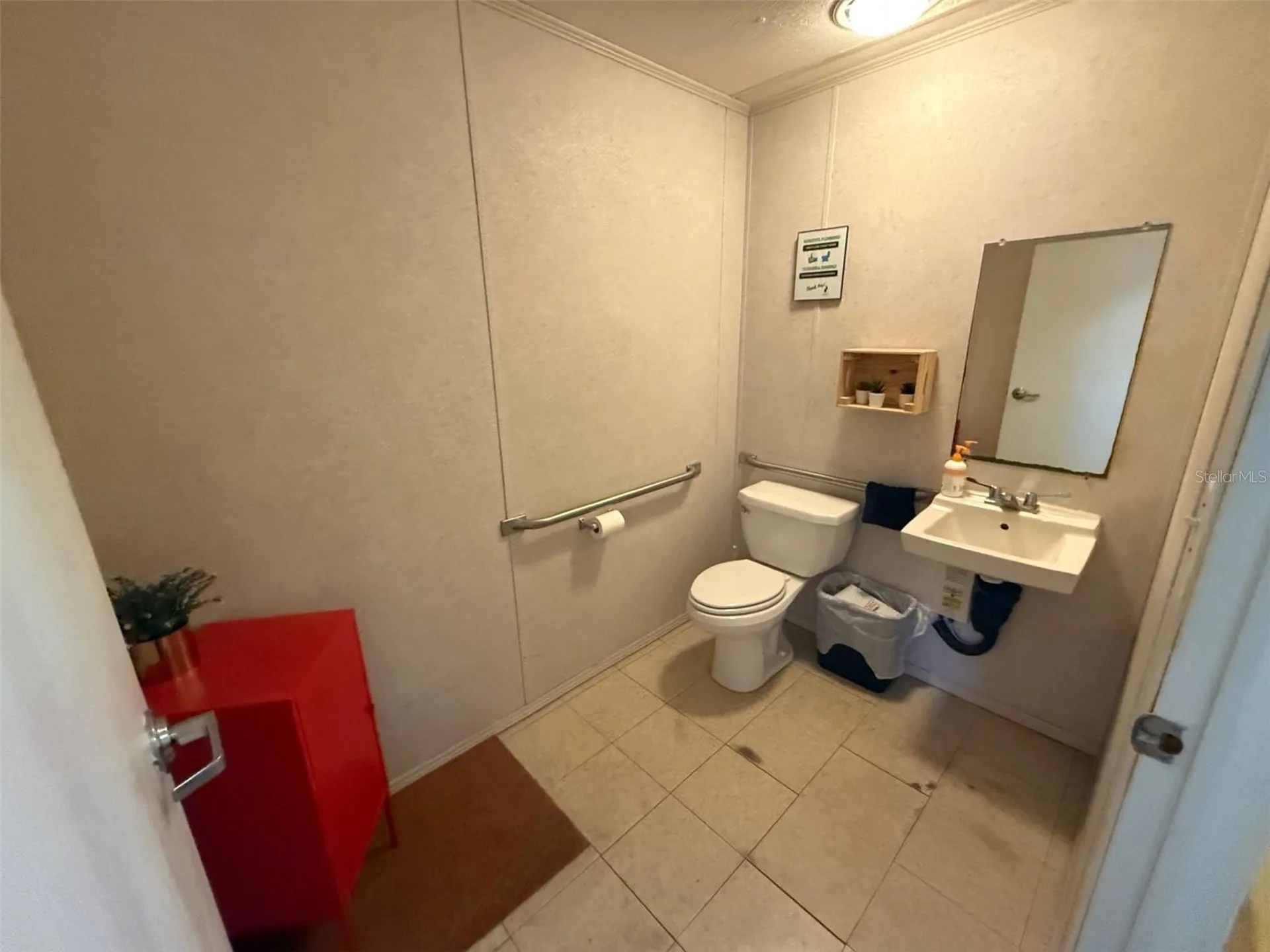 1109 N Semoran Boulevard Orlando FL 32807