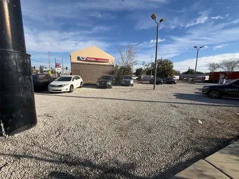 1109 N Semoran Boulevard Orlando FL 32807