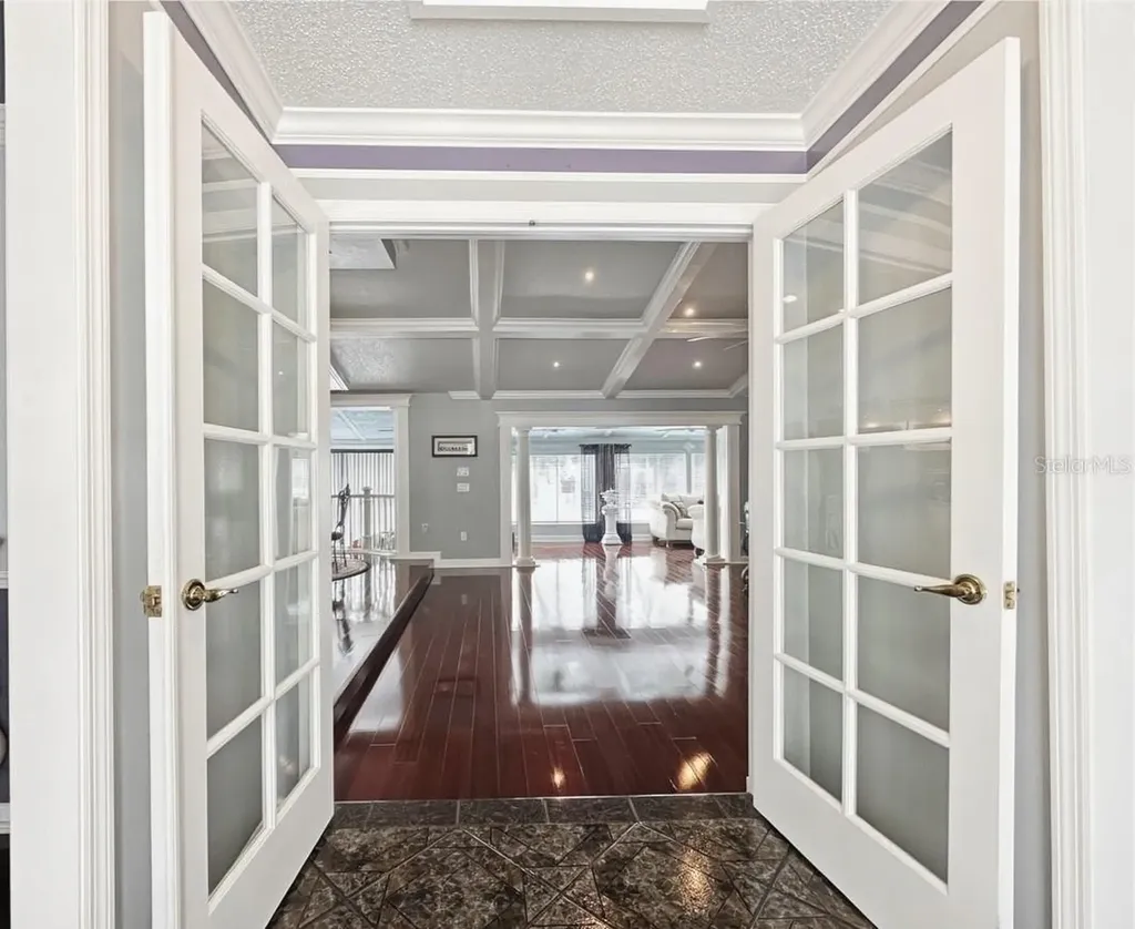 8162 Oak Park Road Orlando FL 32819