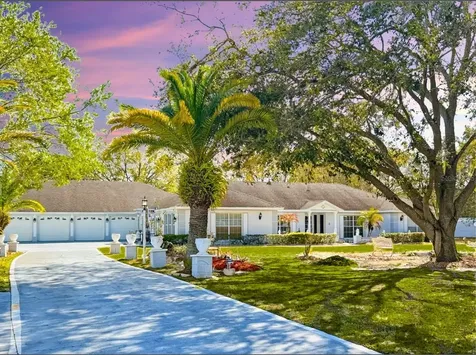 8162 Oak Park Road Orlando FL 32819