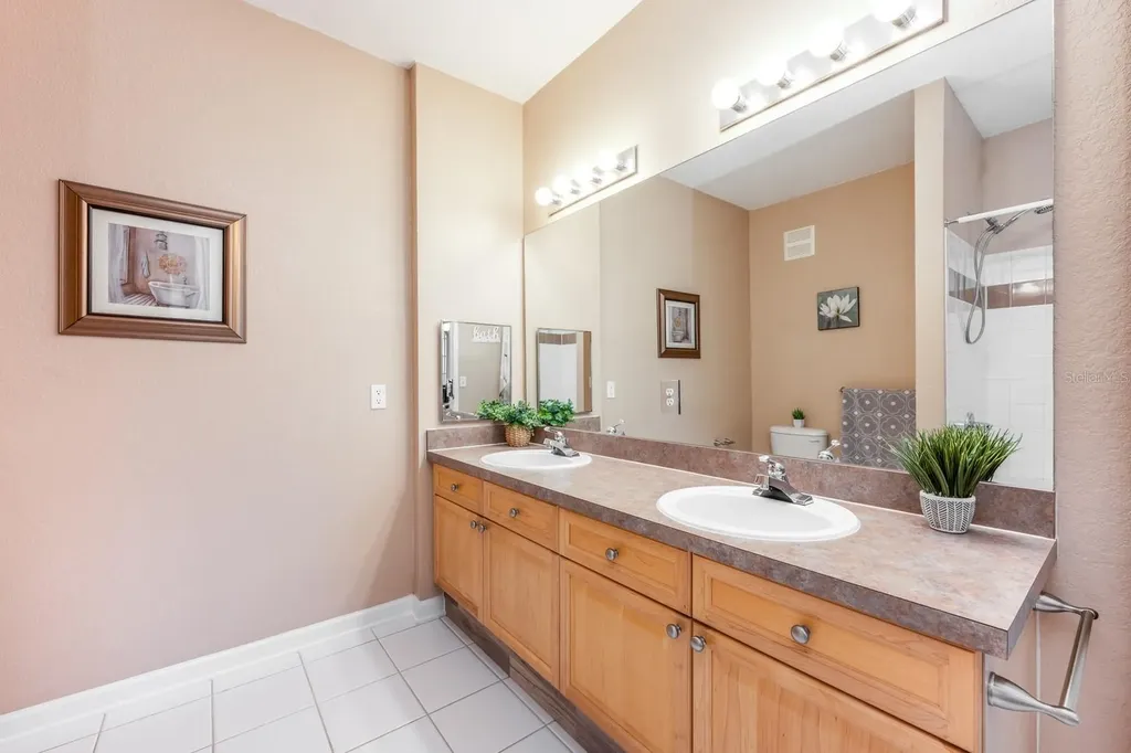 102 Terrace Ridge Circle Davenport FL 33896