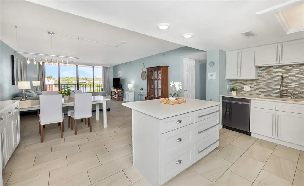 19111 Vista Bay Drive Indian Shores FL 33785
