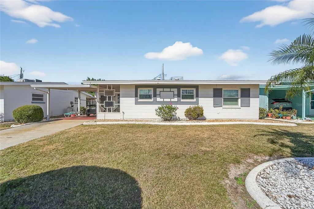 1607 Council Drive Sun City Center FL 33573