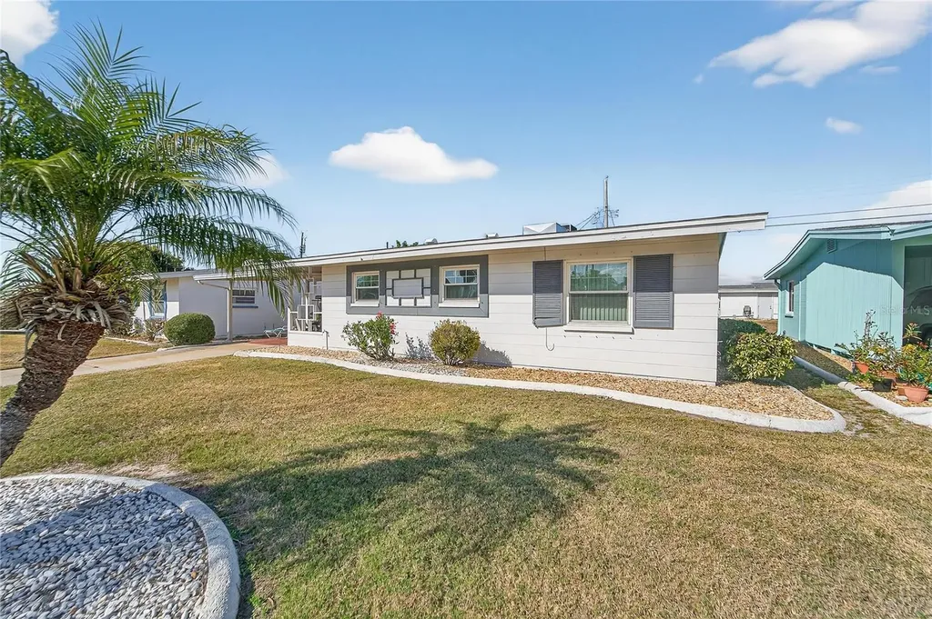 1607 Council Drive Sun City Center FL 33573