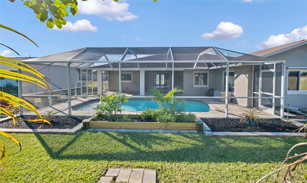 1131 SE 13th Terrace Cape Coral FL 33990