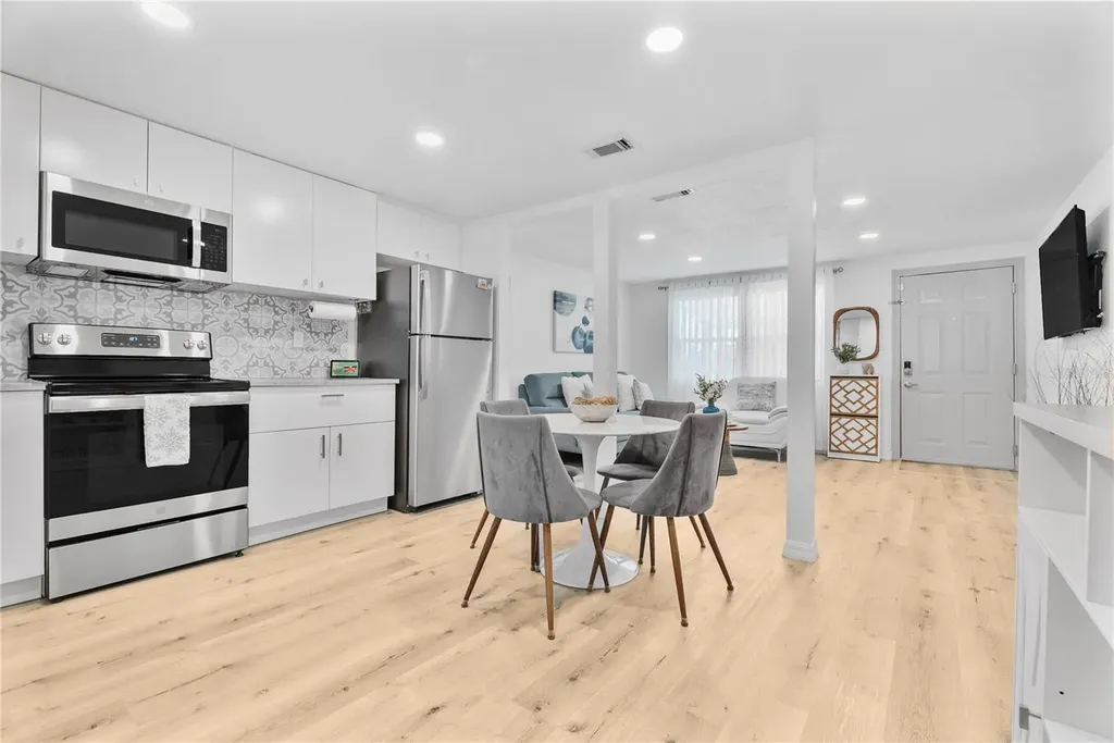 1237 Marygon Street Kissimmee FL 34744