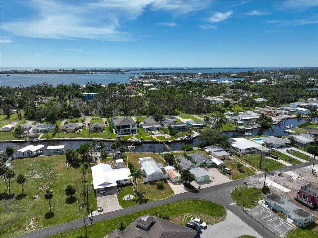 1820 Winstan Avenue Englewood FL 34223