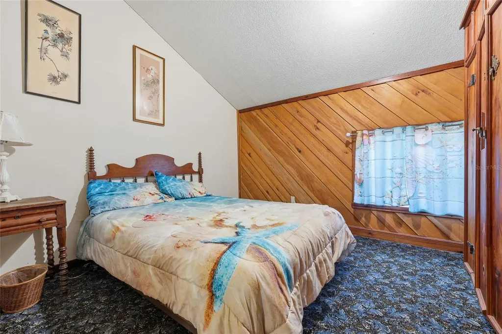 317 Cedar Street NE Steinhatchee FL 32359