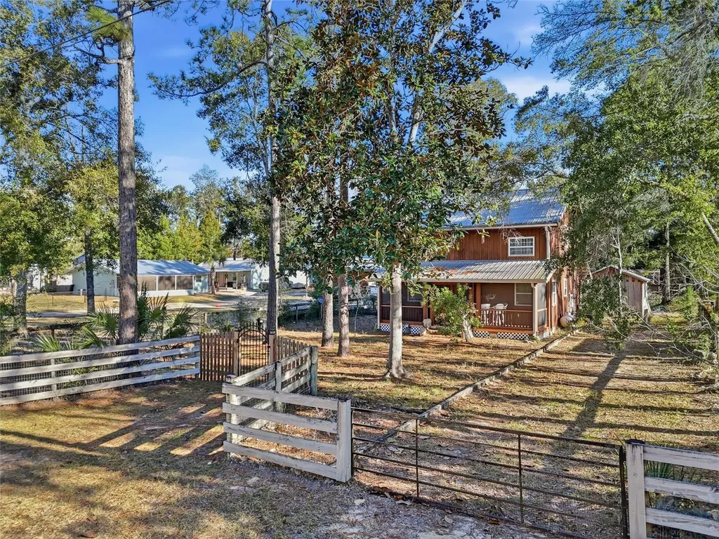 317 Cedar Street NE Steinhatchee FL 32359