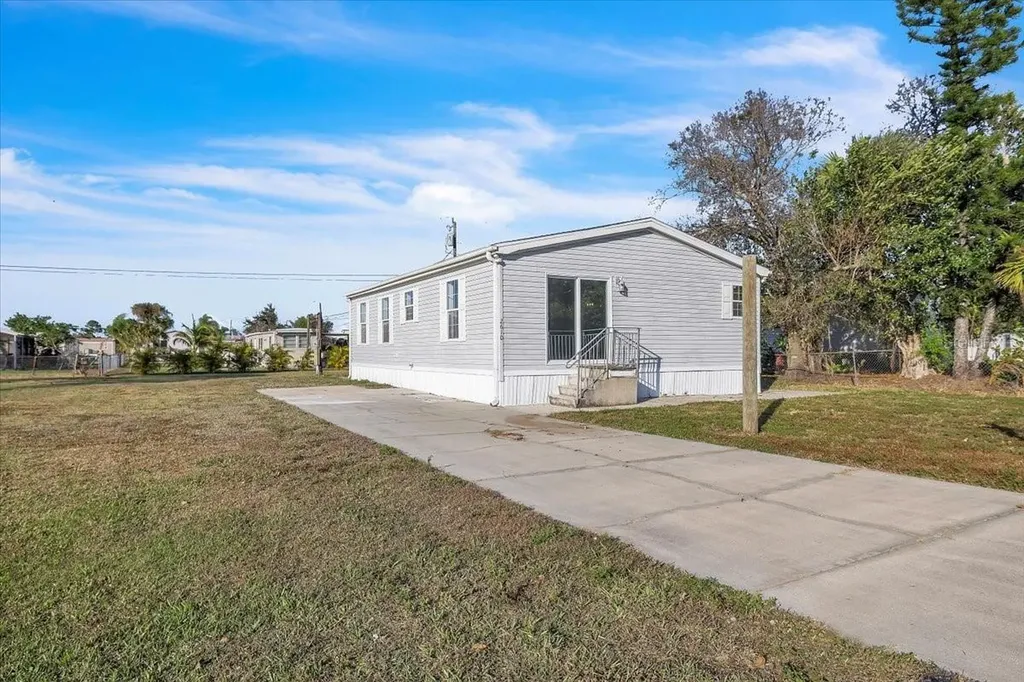 2610 Clyde Avenue Punta Gorda FL 33950