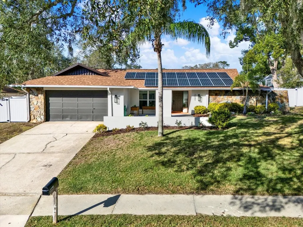 2021 Spanish Pines Drive Dunedin FL 34698