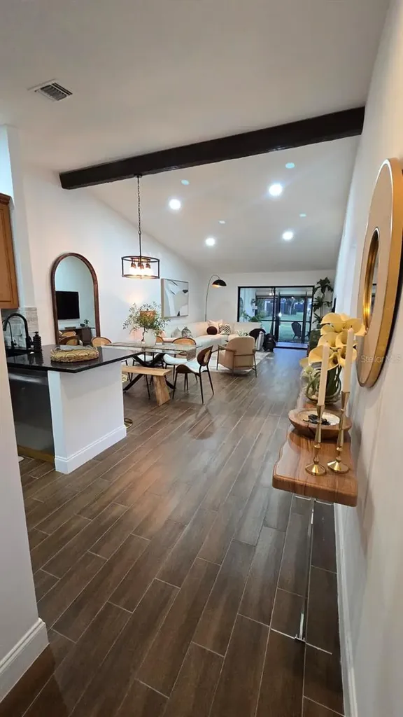 716 Sunny Pine Way Greenacres FL 33415
