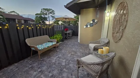 716 Sunny Pine Way Greenacres FL 33415