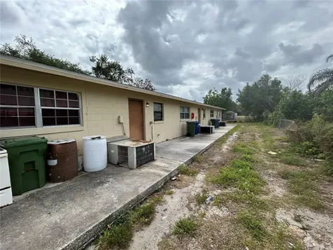 140 Avenue W NW Winter Haven FL 33881