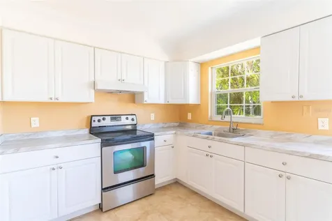 140 Avenue W NW Winter Haven FL 33881