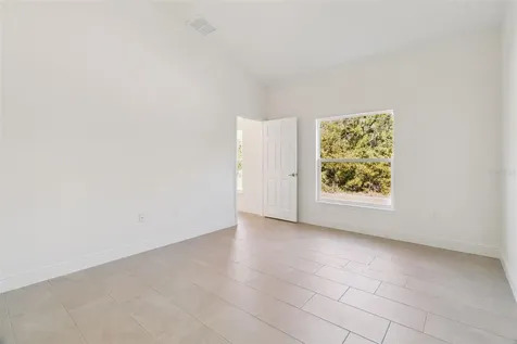 121 S Canoe Creek Road Kenansville FL 34739