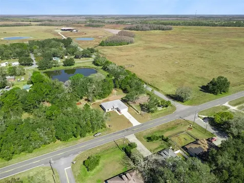 121 S Canoe Creek Road Kenansville FL 34739