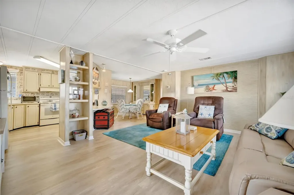 106 S Saint Thomas Circle Apollo Beach FL 33572