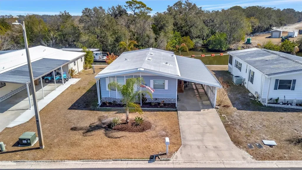 106 S Saint Thomas Circle Apollo Beach FL 33572