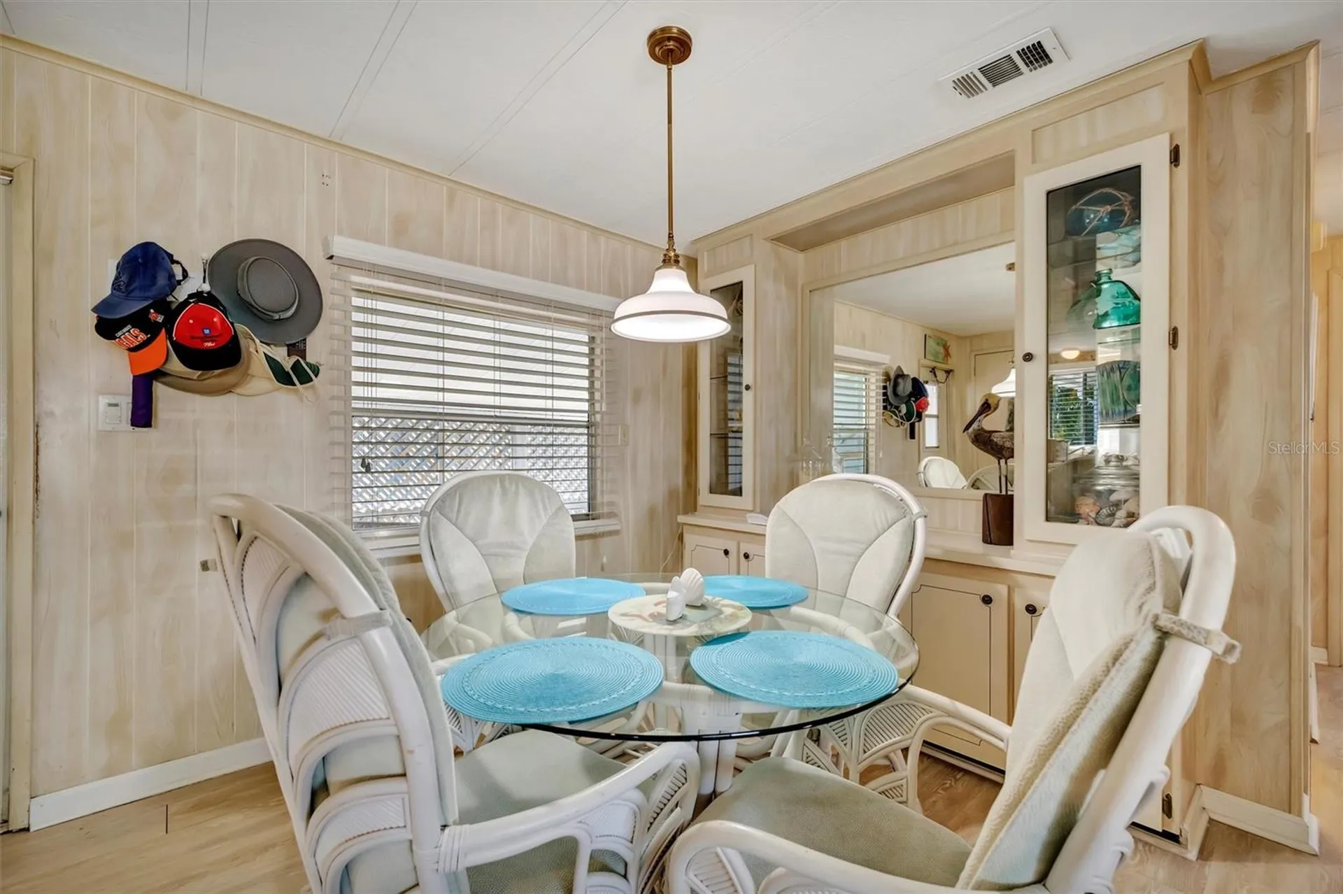 106 S Saint Thomas Circle Apollo Beach FL 33572