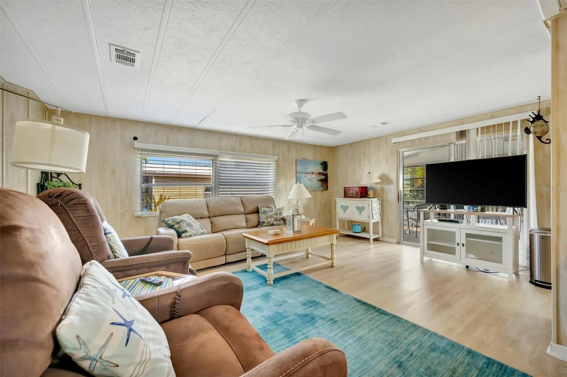 106 S Saint Thomas Circle Apollo Beach FL 33572