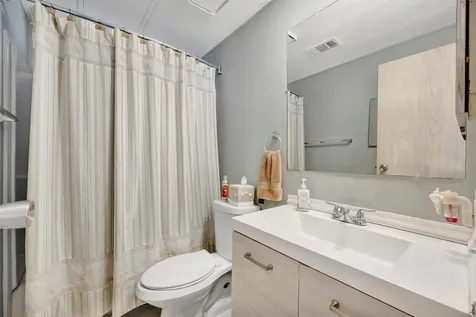 106 S Saint Thomas Circle Apollo Beach FL 33572