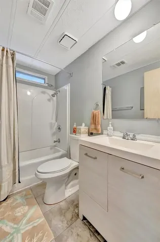 106 S Saint Thomas Circle Apollo Beach FL 33572