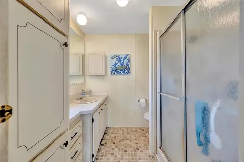 106 S Saint Thomas Circle Apollo Beach FL 33572