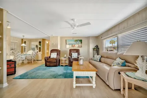 106 S Saint Thomas Circle Apollo Beach FL 33572