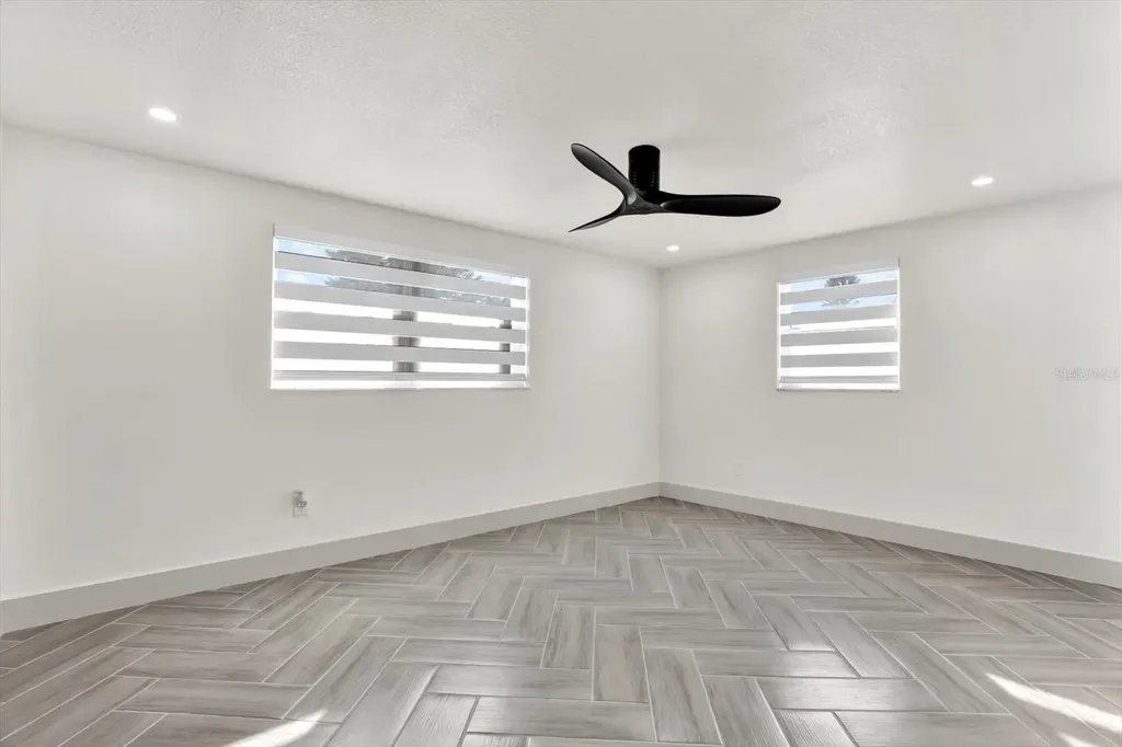 4745 Guardian Avenue Holiday FL 34690