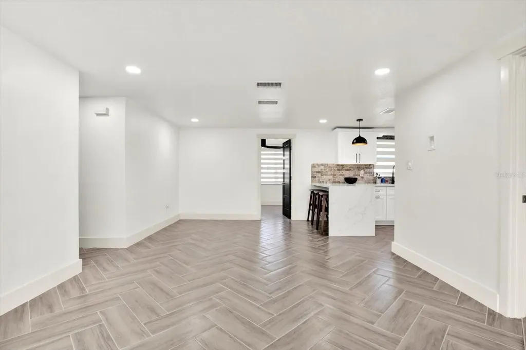 4745 Guardian Avenue Holiday FL 34690